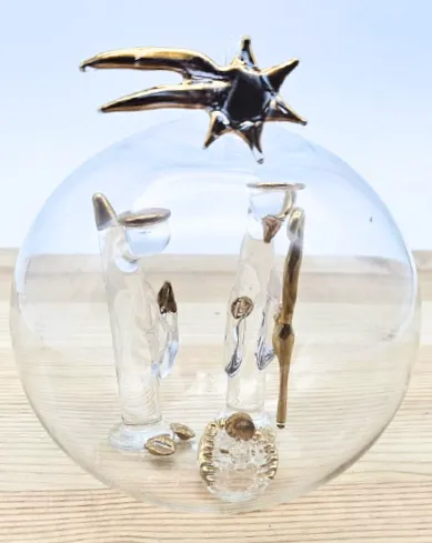 Cr�che en verre de Murano et or 9cm